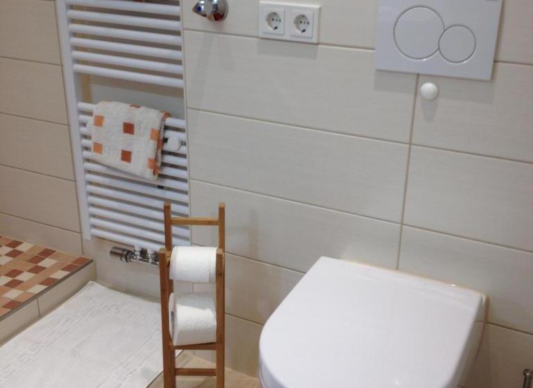 Апартаменты 2 Спальни, Gasthaus Pension Brix