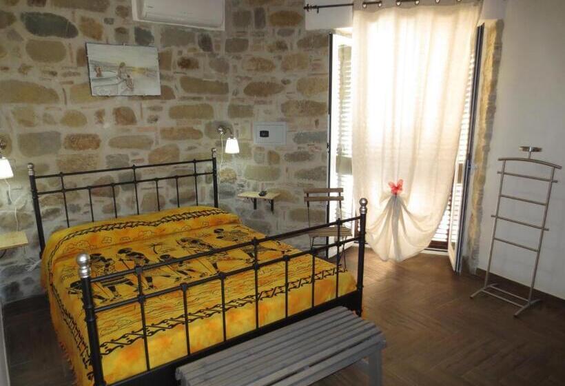 اتاق استاندارد با بالکن, Aurora Bed And Breakfast