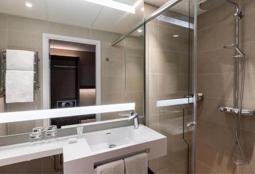 Номер Deluxe Кровать Кинг, Ac Hotel By Marriott Stockholm Ulriksdal