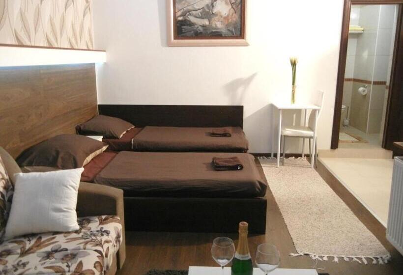 Студия Стандарт, Villa Lucia   Apartments&rooms