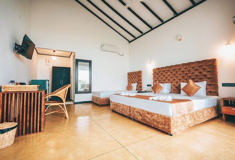 Семейный Номер Вид на Море, Samudra Beach Resort
