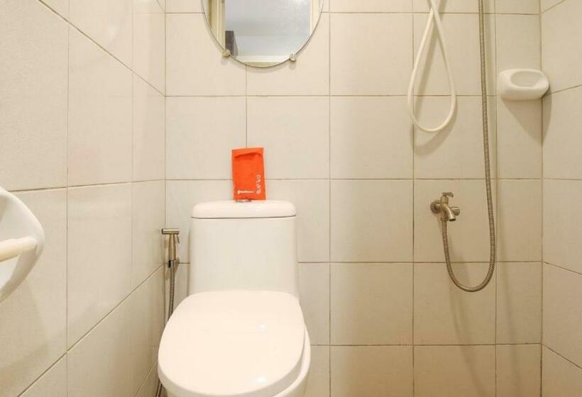 Семейный Номер, Reddoorz Near Maribago Barangay Hall