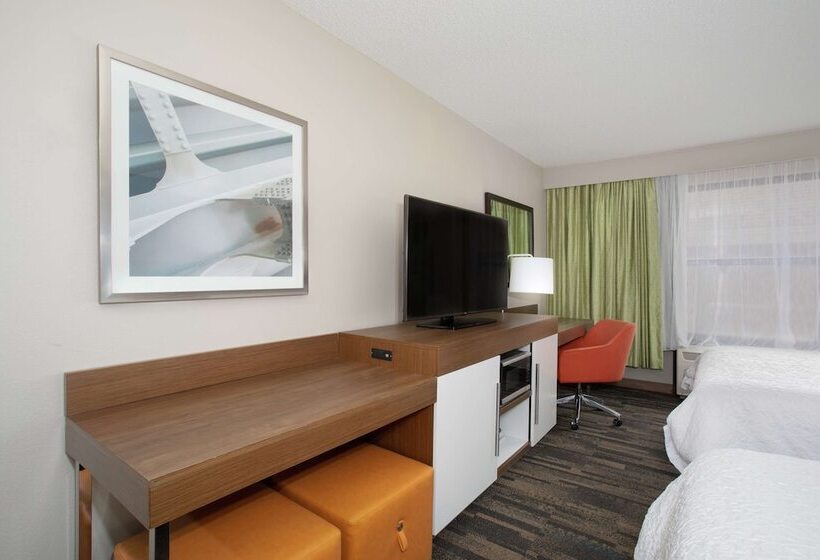 Номер Стандарт 2 Двуспальные Кровати, Hampton Inn & Suites Kansas City Merriam