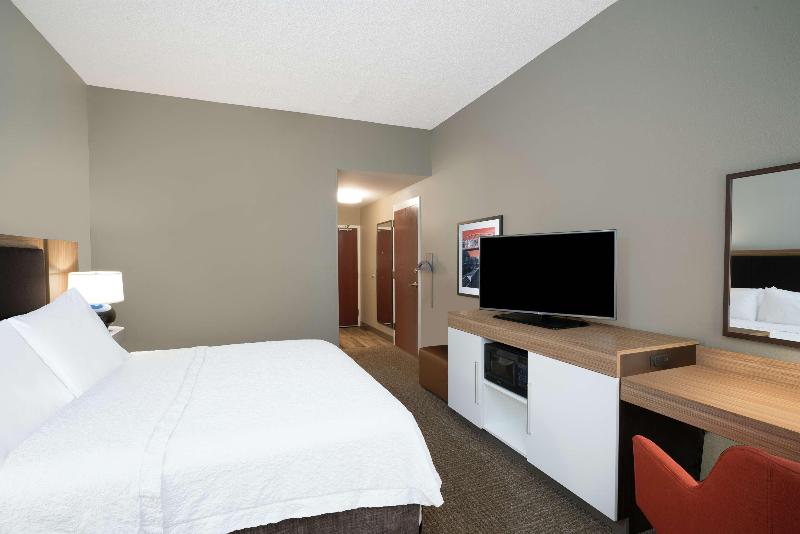 스탠다드 룸 킹사이즈 침대, Hampton Inn Madison Huntsville Airport