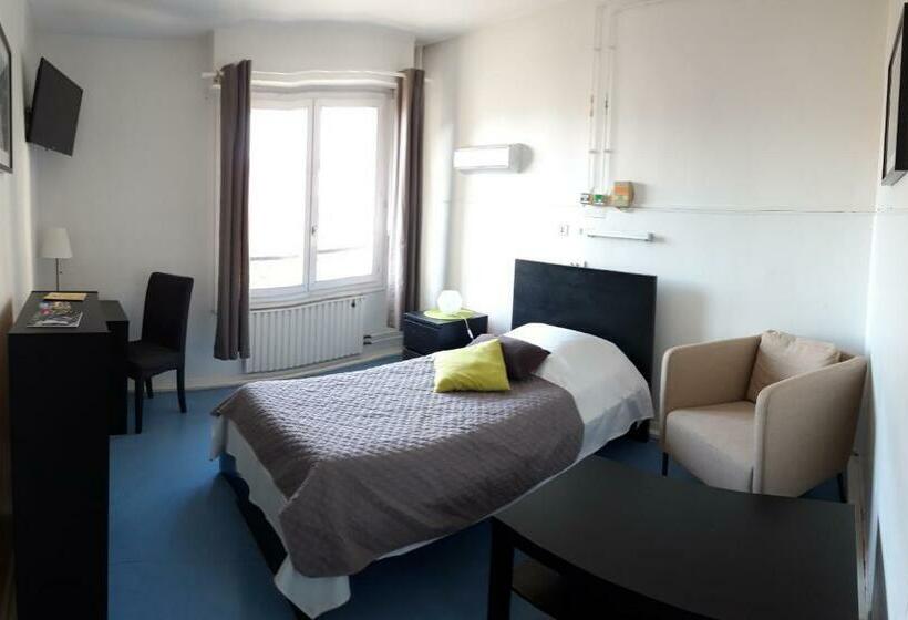 Номер Стандарт, Hôtel Labat