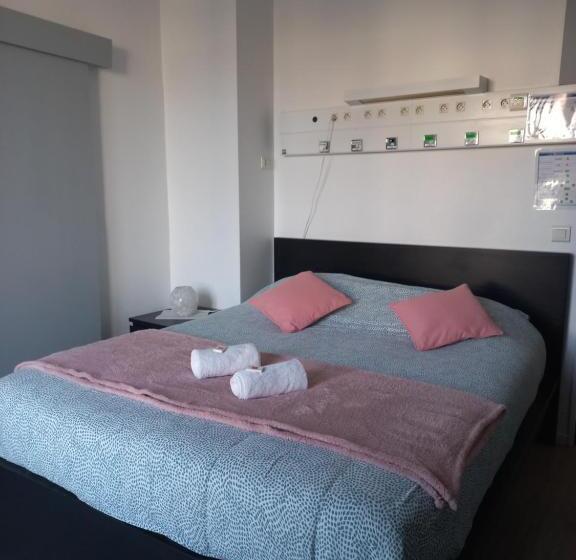 Номер Стандарт, Hôtel Labat