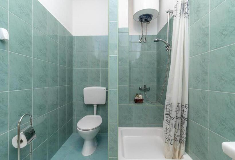 חדר סטנדרט עם מרפסת, Villa Lux
