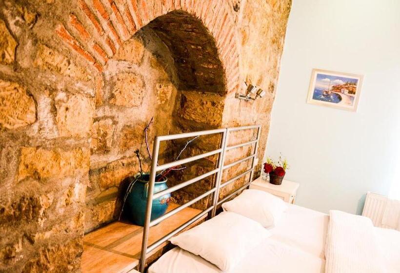 اتاق استاندارد, Adatepe Otel