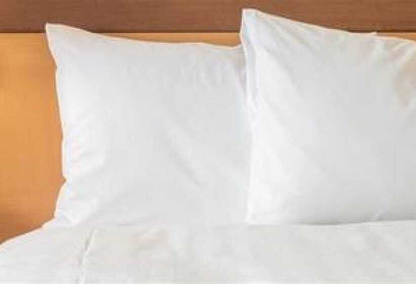 סוויטה מותאמת לאדם עם מוגבלויות, Staybridge Suites Memphis Poplar Ave East, An Ihg