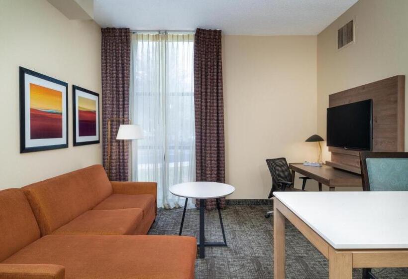 סוויטה מותאמת לאדם עם מוגבלויות, Staybridge Suites Memphis Poplar Ave East, An Ihg