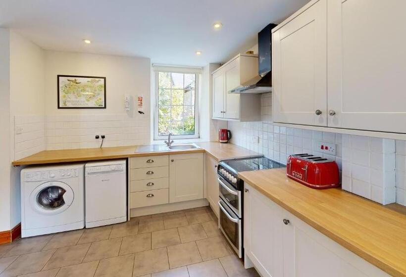 کلبه دلوکس, Swansea Valley Holiday Cottages