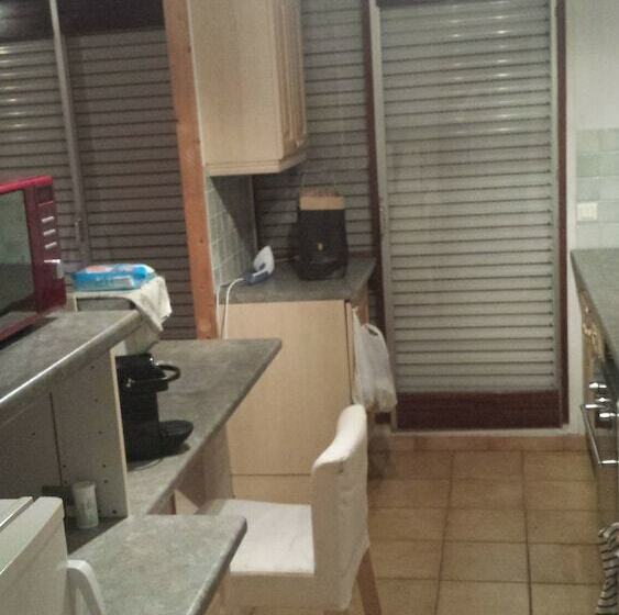 Номер Economy, Guesthouse In Sarcelles Near Paris Center