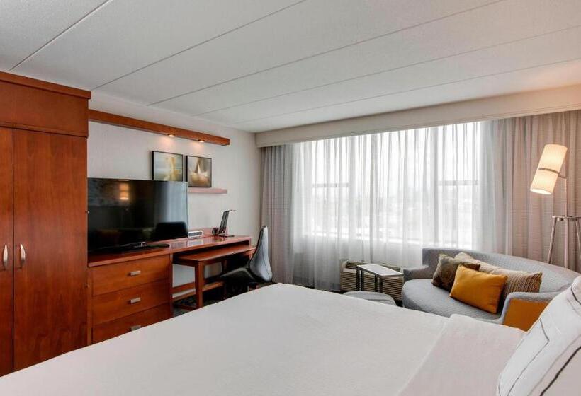 스탠다드 룸 킹사이즈 침대, Courtyard By Marriott Boston Logan Airport