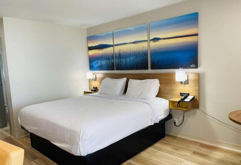 اتاق استاندارد با تخت بزرگ برای معلولان, Days Inn By Wyndham Killeen Fort Hood