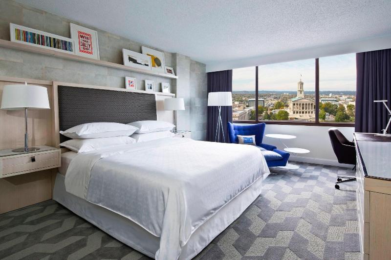 장애인을 위한 킹사이즈 침대 스탠다드 룸, Comfort Inn & Suites