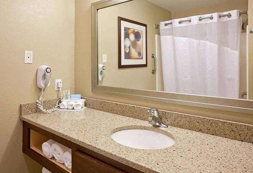 Студия Deluxe, Stay Suites Formerly Known As Days Inn & Suites By Wyndham La Crosse Onalaska