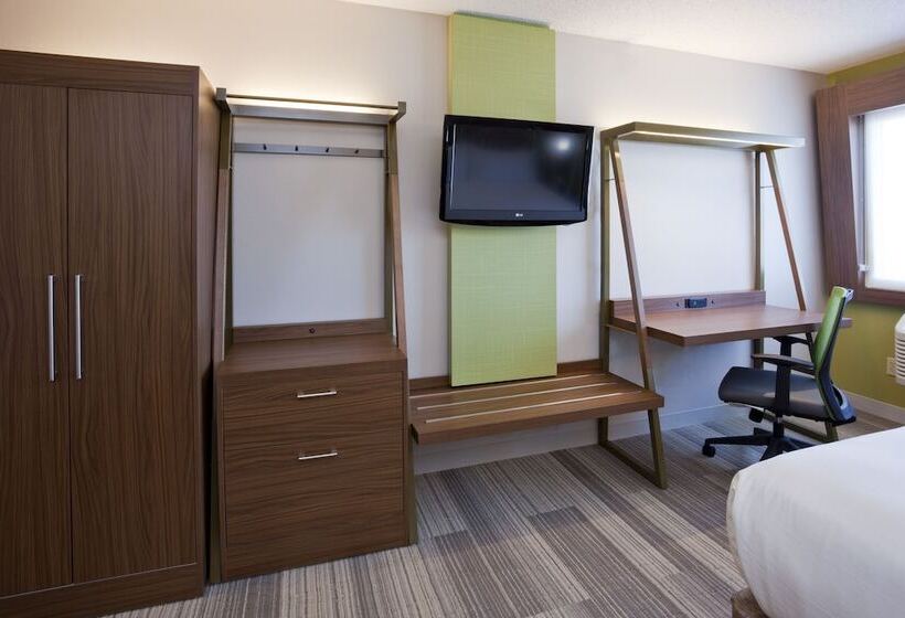 Люкс, Holiday Inn Express Hotel & Suites Minneapolis Golden Valley, An Ihg