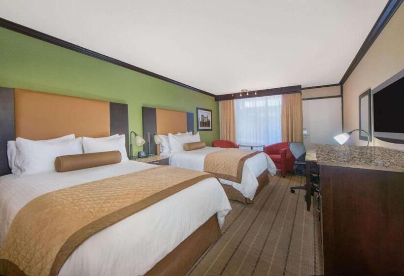 Номер Стандарт 2 Двуспальные Кровати, Wyndham Garden Oklahoma City Hotel & Conference Ctr Near Airport, Fairgrounds Paycom & I40