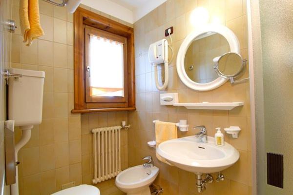 Номер Стандарт, Albergo Alpenrose