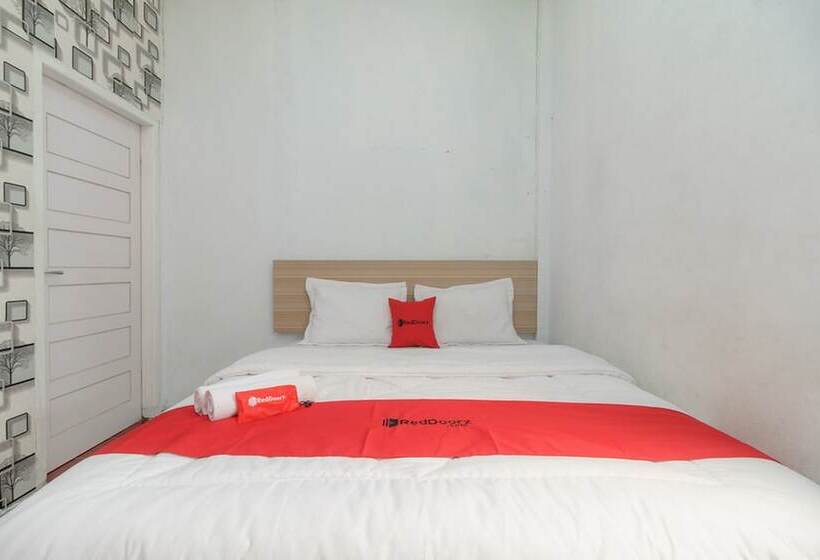 Номер Стандарт, Reddoorz Syariah Near Paradiso Beach Sabang