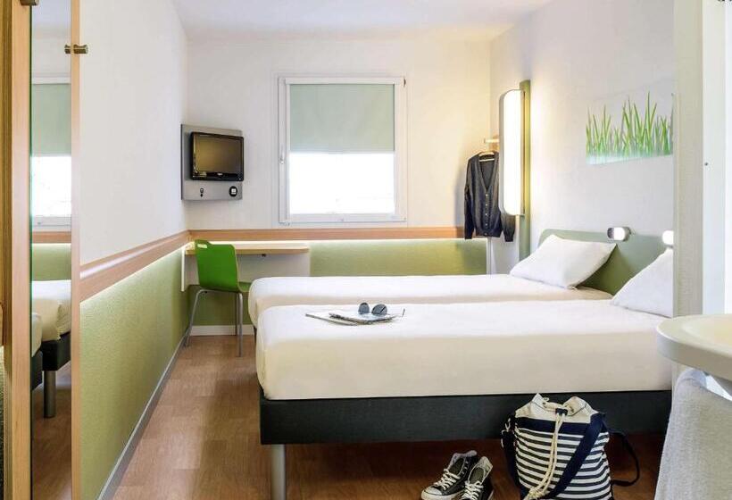 Номер Стандарт, Ibis Budget Amberieu En Bugey/chateau Gaillard A42