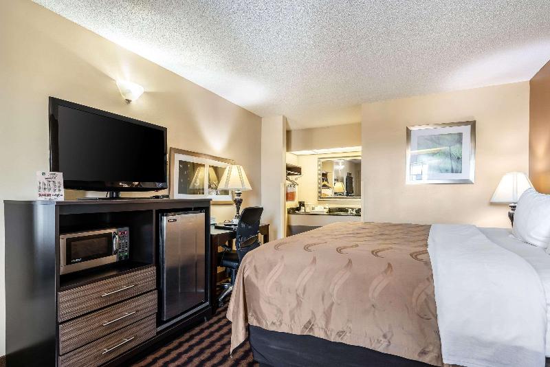 Стандартный Номер Кровать Кинг, Quality Inn Decatur River City