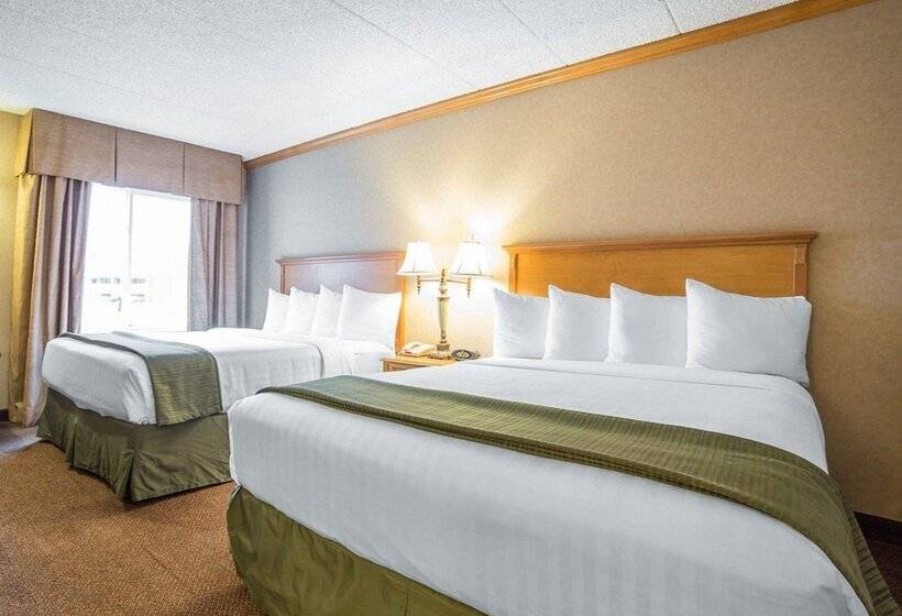 Номер Стандарт 2 Двуспальные Кровати, Quality Inn & Suites Casper Near Event Center