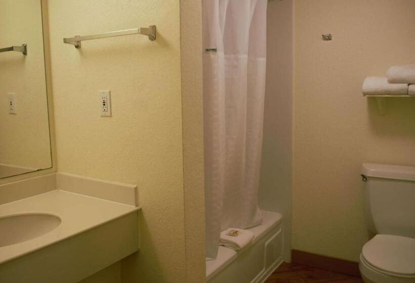 Стандартный Номер Кровать Кинг, La Quinta Inn By Wyndham Austin Capitol / Downtown