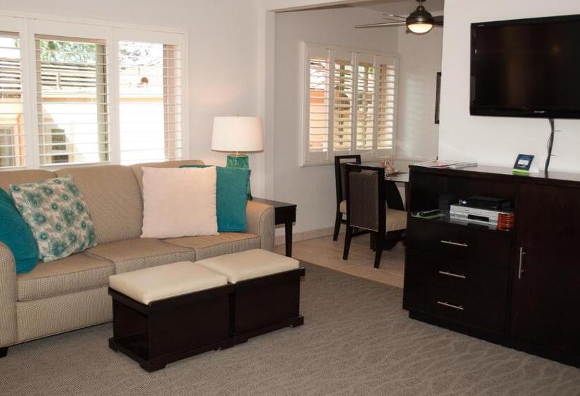 Студия Deluxe, Laguna Shores Studio Suites