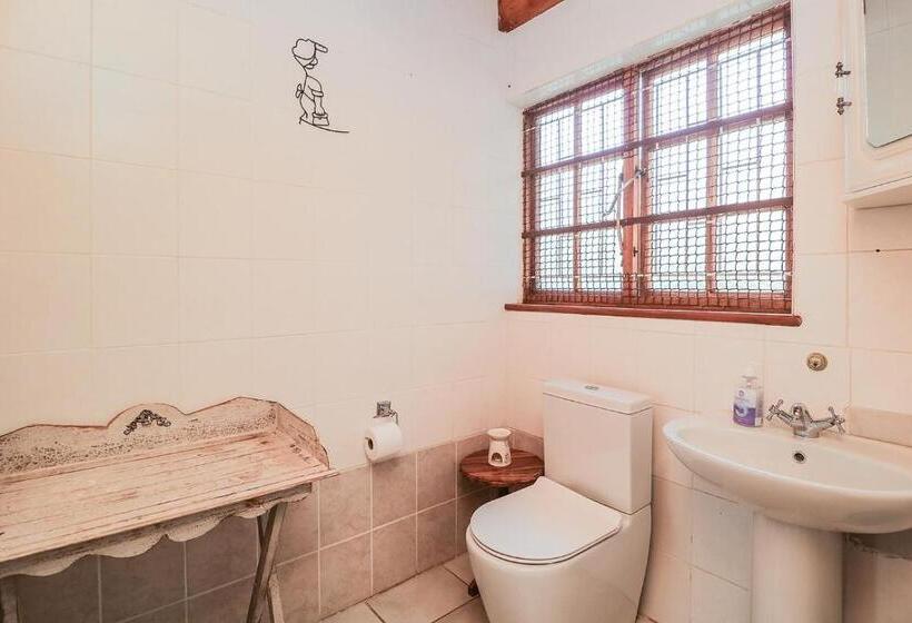 Стандартный Номер Кровать Кинг, Swallows Nest