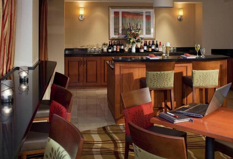 스탠다드 룸 더블 침대, Denver Airport Marriott At Gateway Park