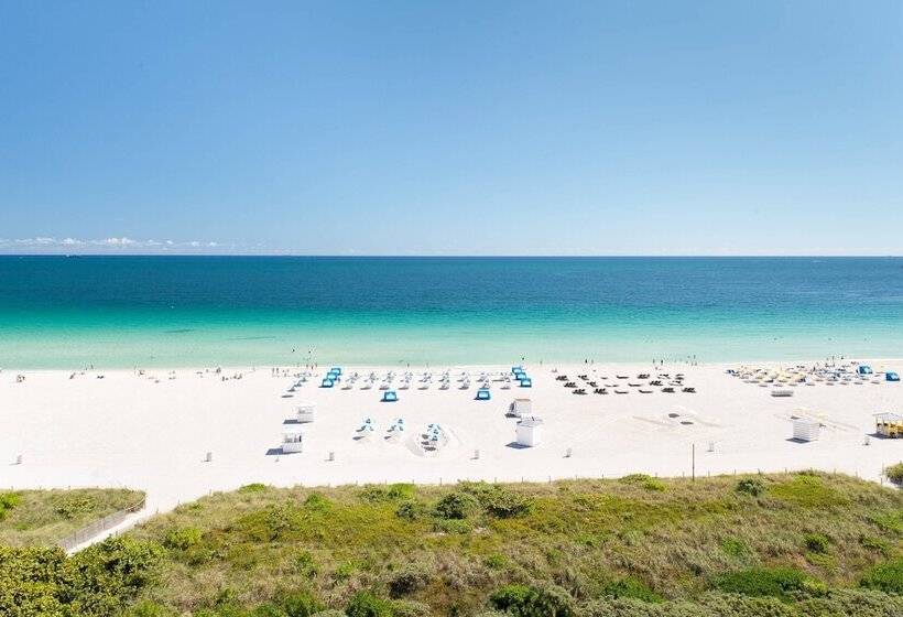 Номер Стандарт 2 Двуспальные Кровати, Marriott Stanton South Beach
