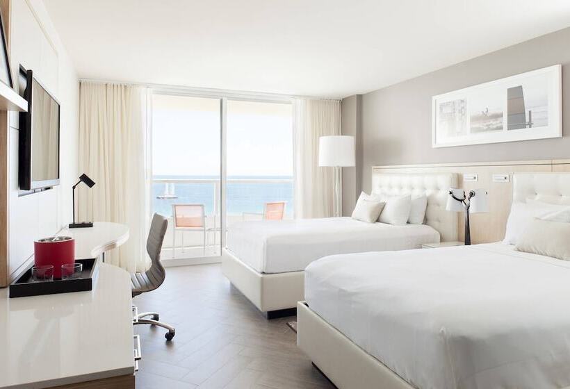 Номер Стандарт 2 Двуспальные Кровати, Marriott Stanton South Beach