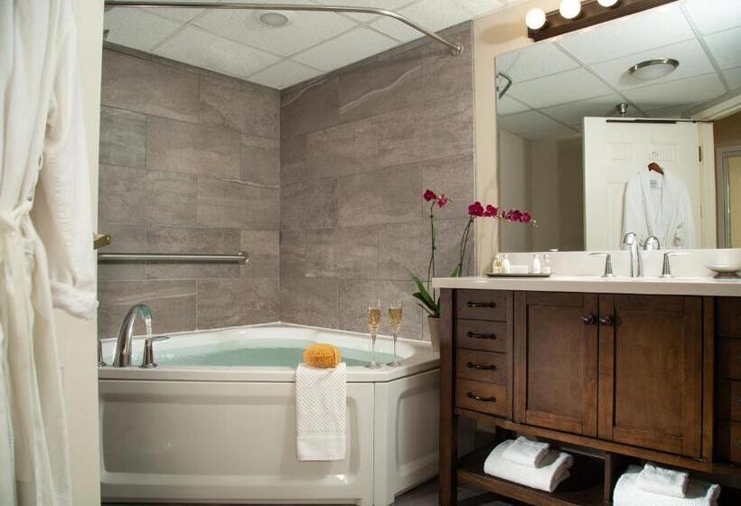 전용 풀장 스위트, Meadowbrook Inn