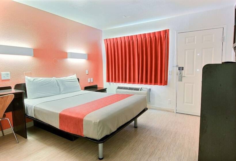 Номер Стандарт Адаптированный для Инвалидов, Motel 6corpus Christi, Tx  East  North Padre Island