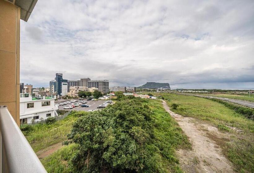Семейный Номер, Jeju Seongsan Golden View