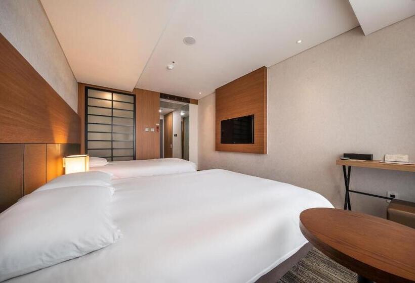 Семейный Номер Deluxe, Jeju Seongsan Golden View