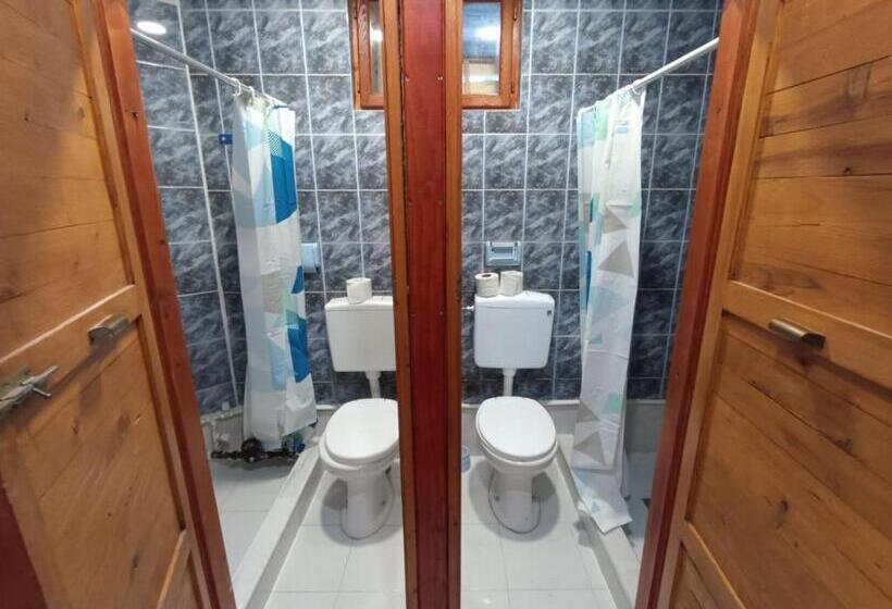 اتاق استاندارد با سرویس بهداشتی مشترک, Apartments & Rooms Vitko