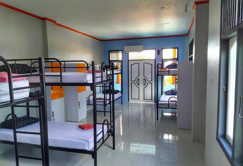 Семейный Номер, I Am Backpacker Hostel