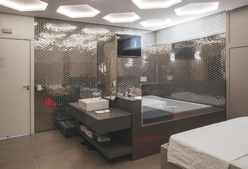 סוויטת סופריור, Motel Kalahari