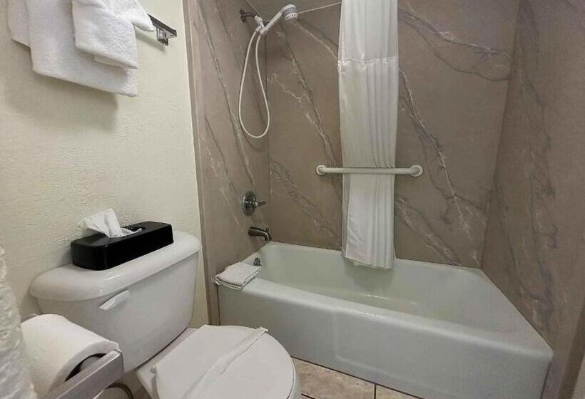 Студия Deluxe, Outrigger Beach Club Resort