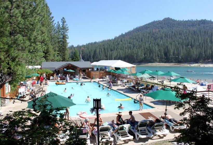 Люкс с гидромассажем, The Pines Resort & Conference Center