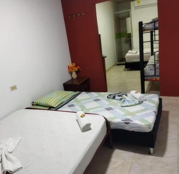 공동 객실, Hostal Sarita