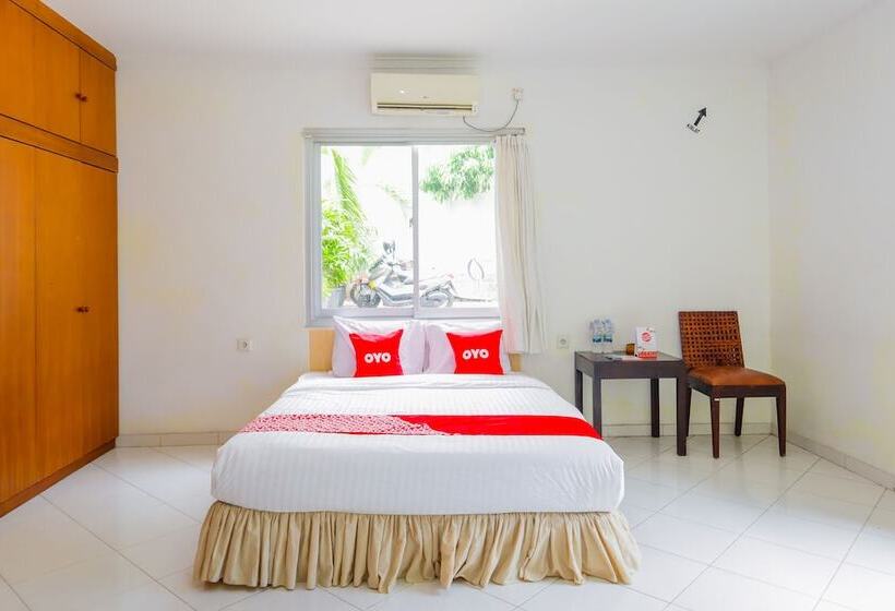 Номер Стандарт, Reddoorz Syariah Near Ragunan Zoo 3