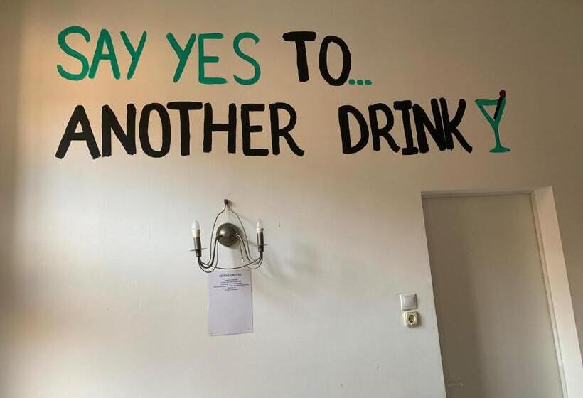 공동 객실, Say Yes Hostel