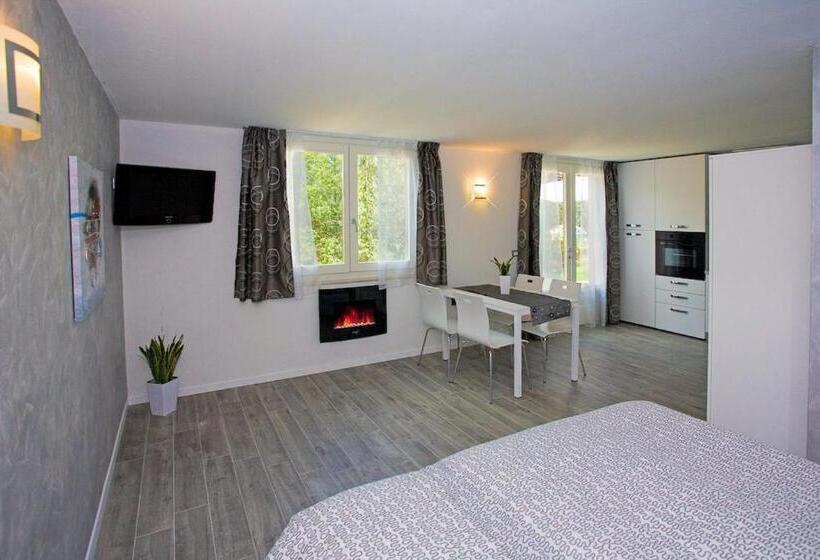 استودیو استاندارد با تراس, Residence Delle Rose