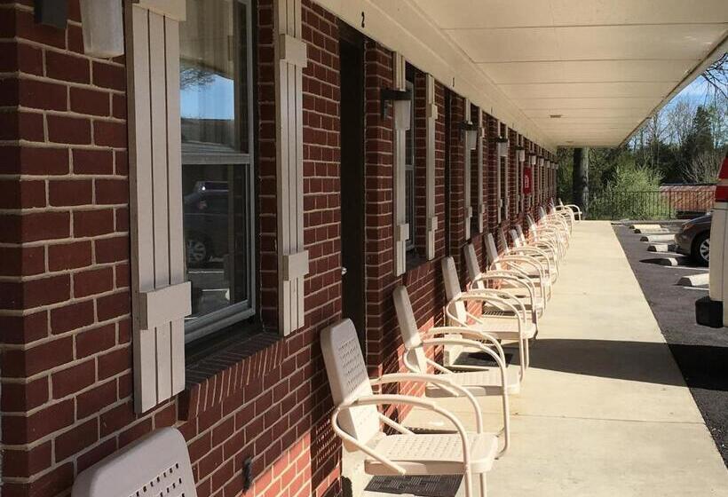 Стандартный Номер Кровать Кинг, Red Carpet Inn  Gettysburg