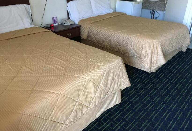 Номер Стандарт 2 Двуспальные Кровати, Red Carpet Inn  Gettysburg