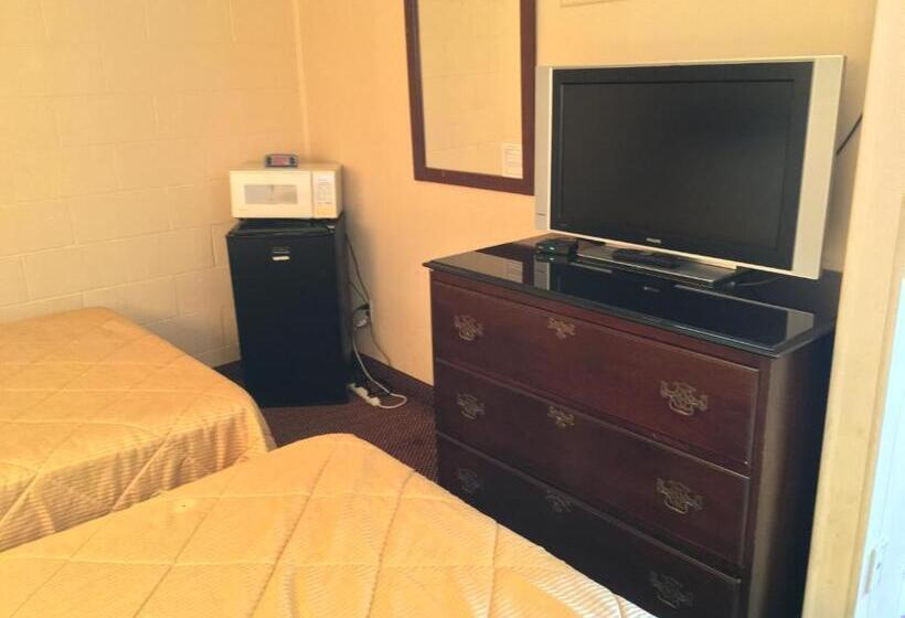 Номер Стандарт, Red Carpet Inn  Gettysburg