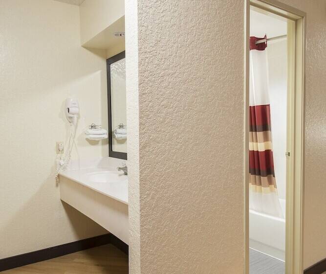 Номер Deluxe, Red Roof Inn Houston  Brookhollow